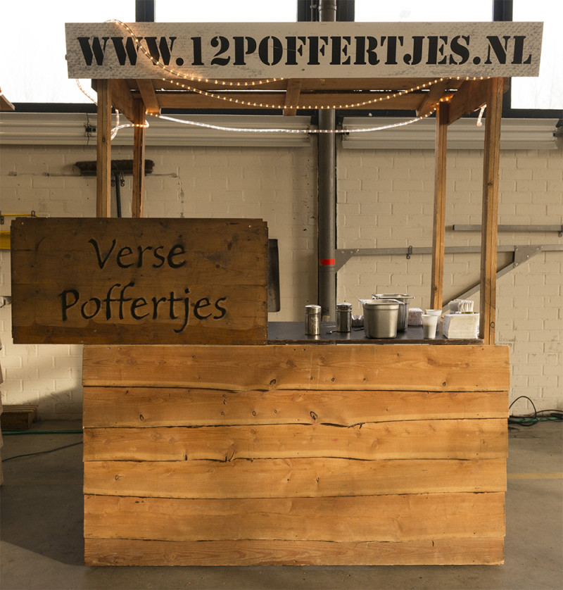 De Oud-Hollandse poffertjeskraam huren met verse poffertjes